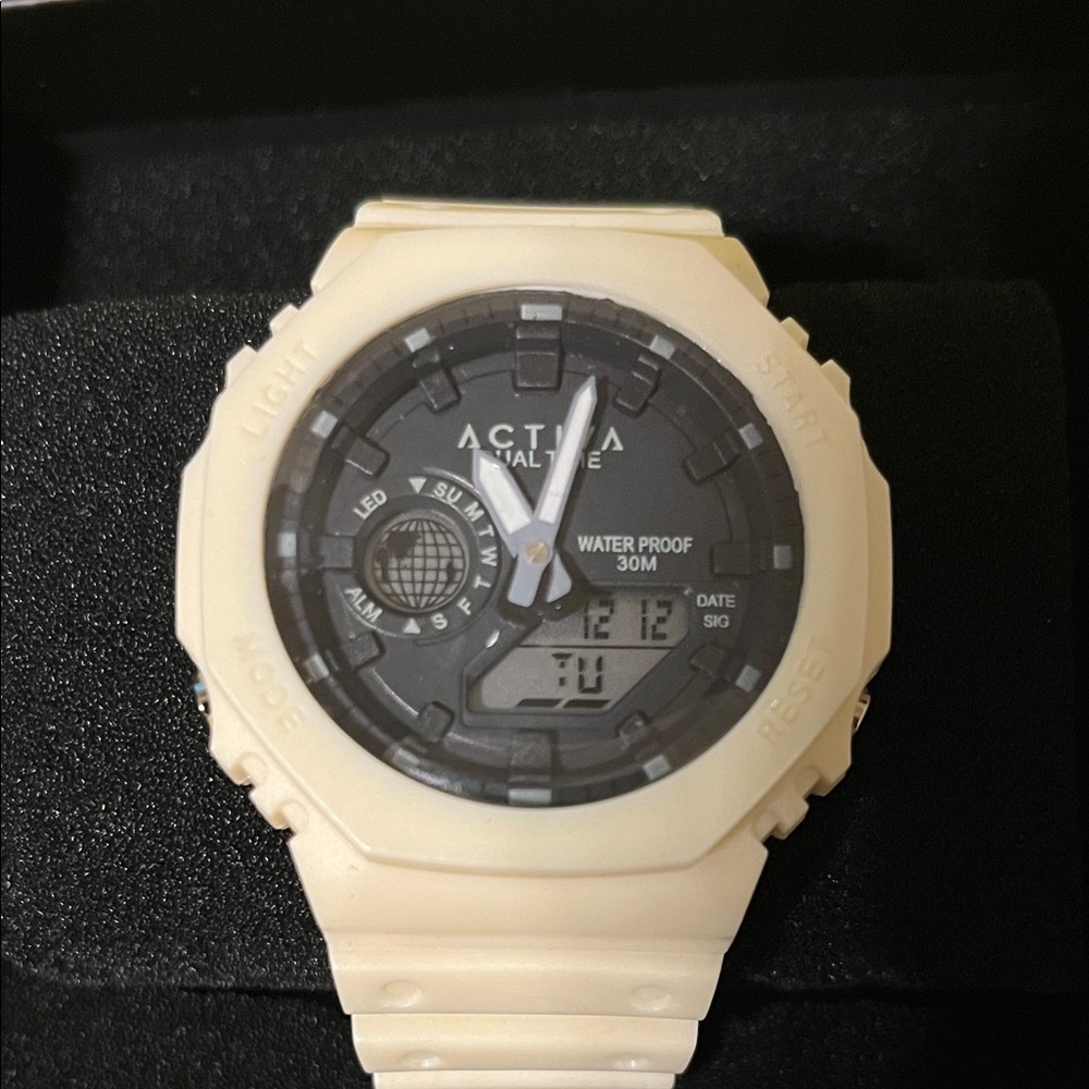 Invicta Cream and Black Digital Smartwatch